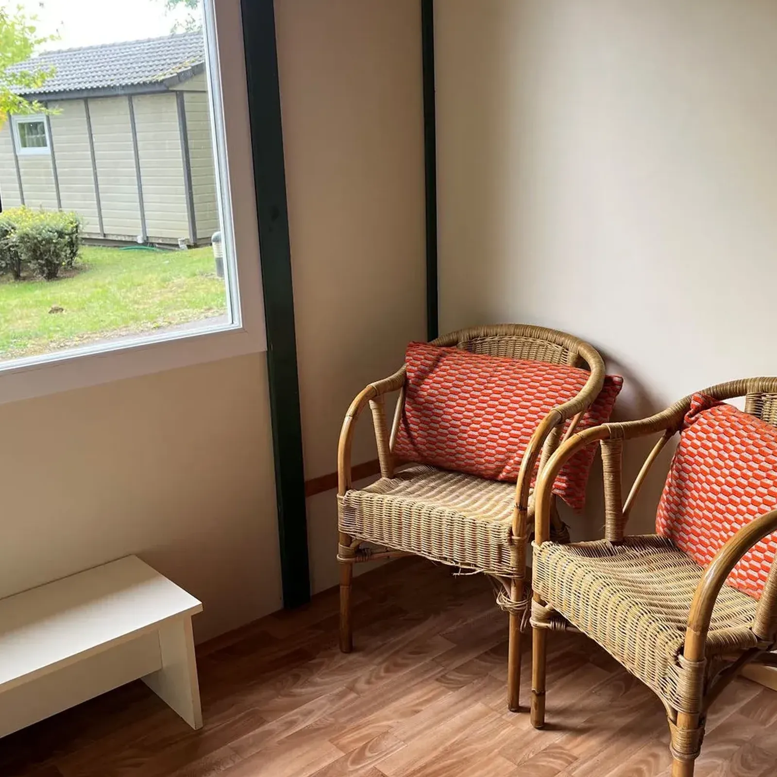 Chalet PMR Coin Salon