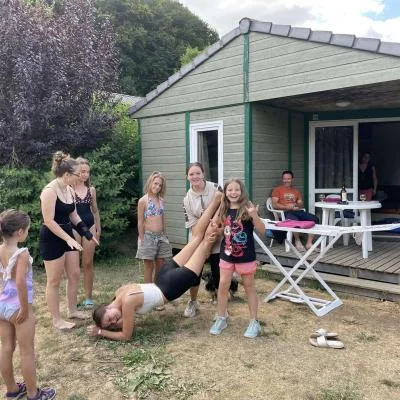 Chalet Azur: comfort en natuur in het hart van Aveyron